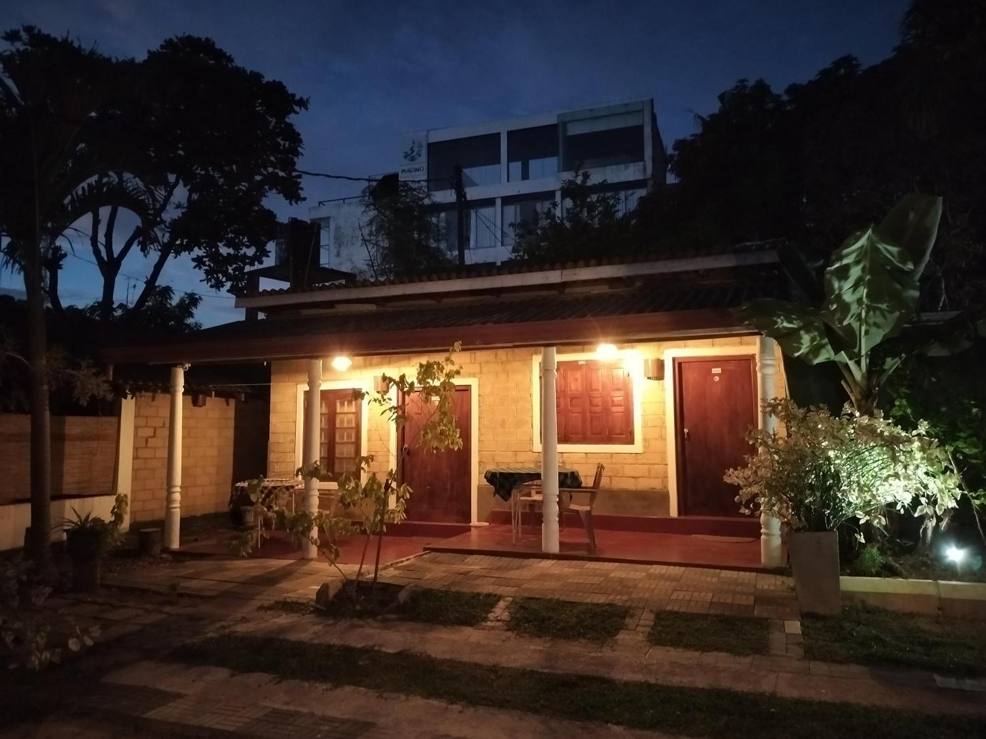 Nancy Guest Hotel Mirissa Exterior photo